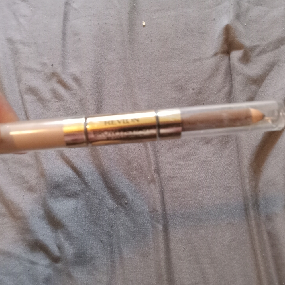 Revlon Cream and Brown Brow Definer